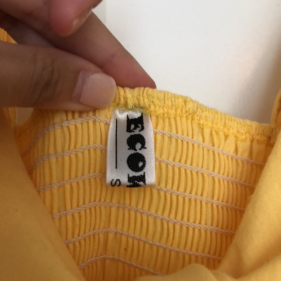 NWOT Beautiful Yellow Dress - Picture 4 of 5